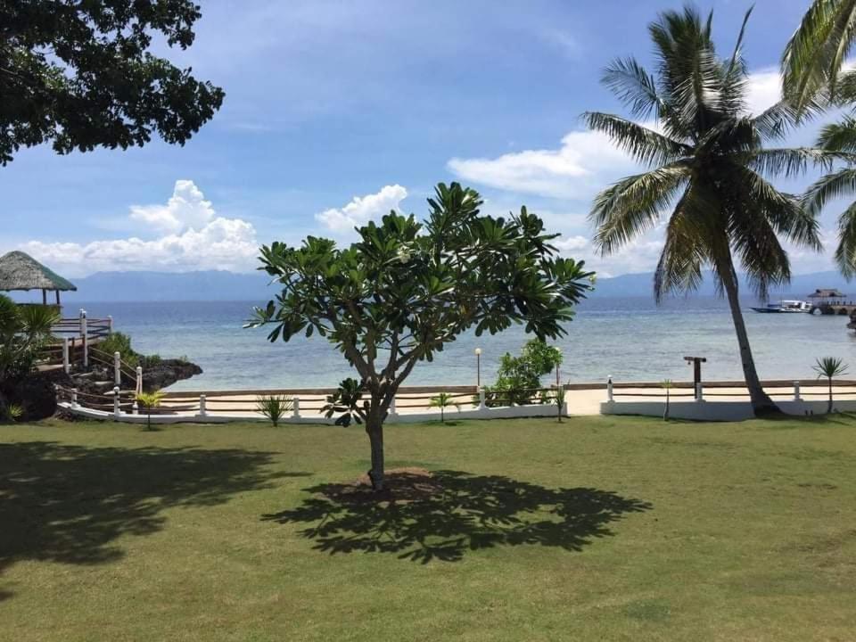 Tauig Beach Resort Moalboal Exterior foto