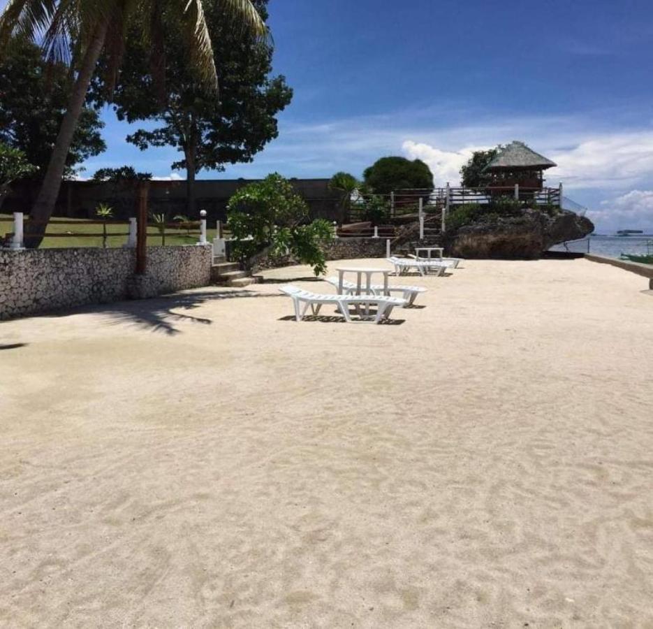 Tauig Beach Resort Moalboal Exterior foto